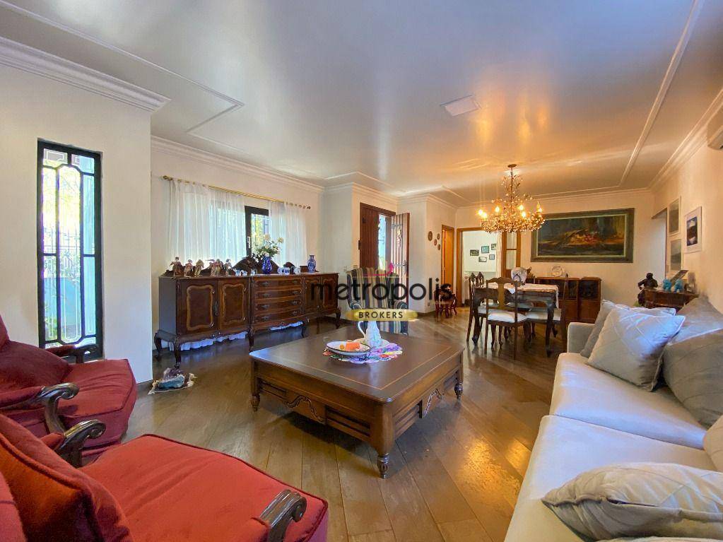 Sobrado à venda e aluguel com 4 quartos, 600m² - Foto 1