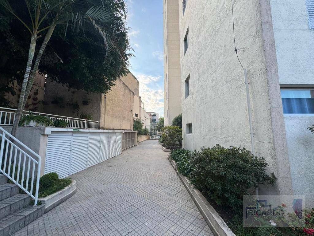Apartamento para alugar com 3 quartos, 90m² - Foto 44