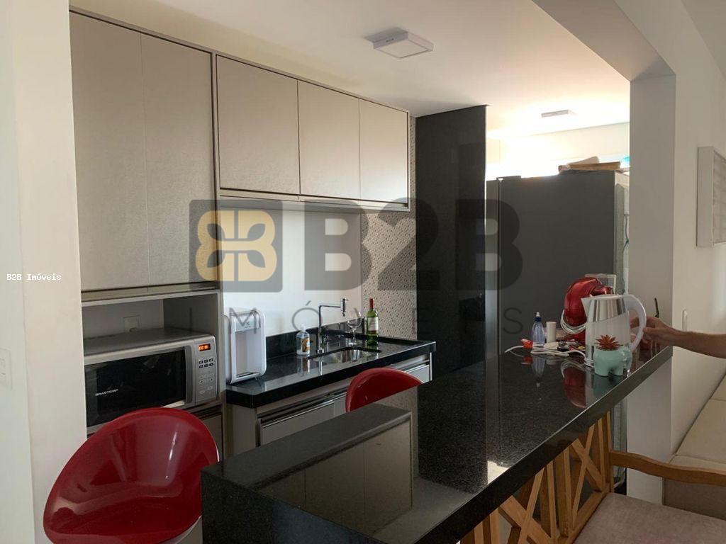 Apartamento à venda com 2 quartos, 63m² - Foto 5