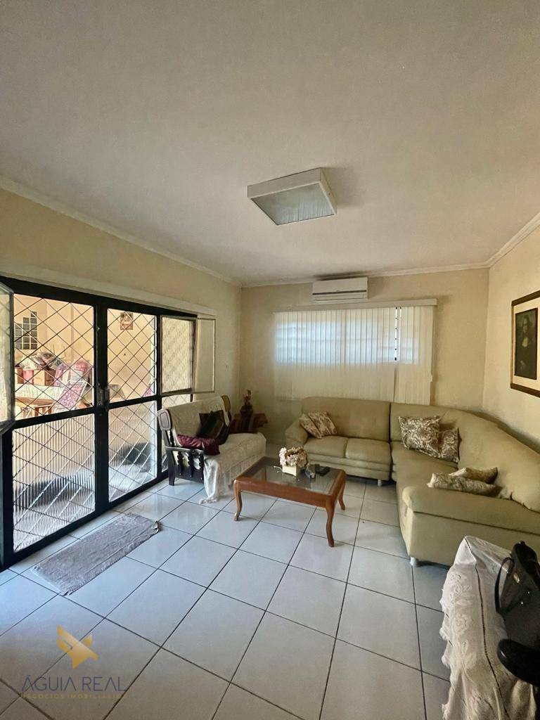 Sobrado à venda com 4 quartos, 259m² - Foto 10