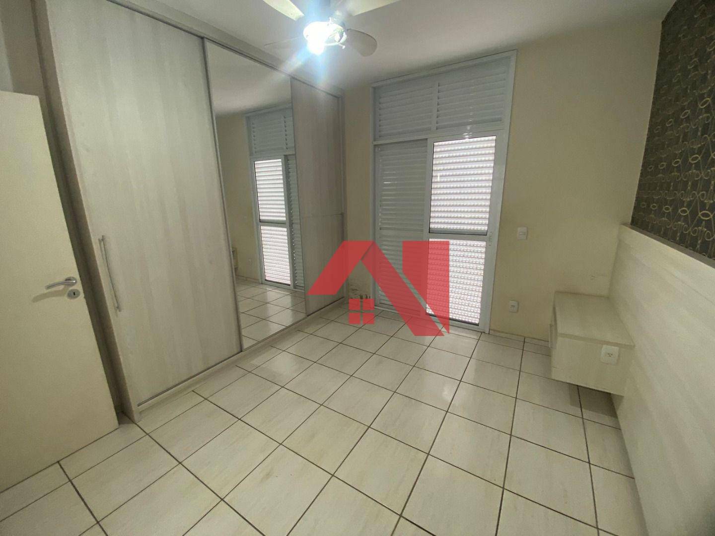 Sobrado à venda com 3 quartos, 200m² - Foto 4