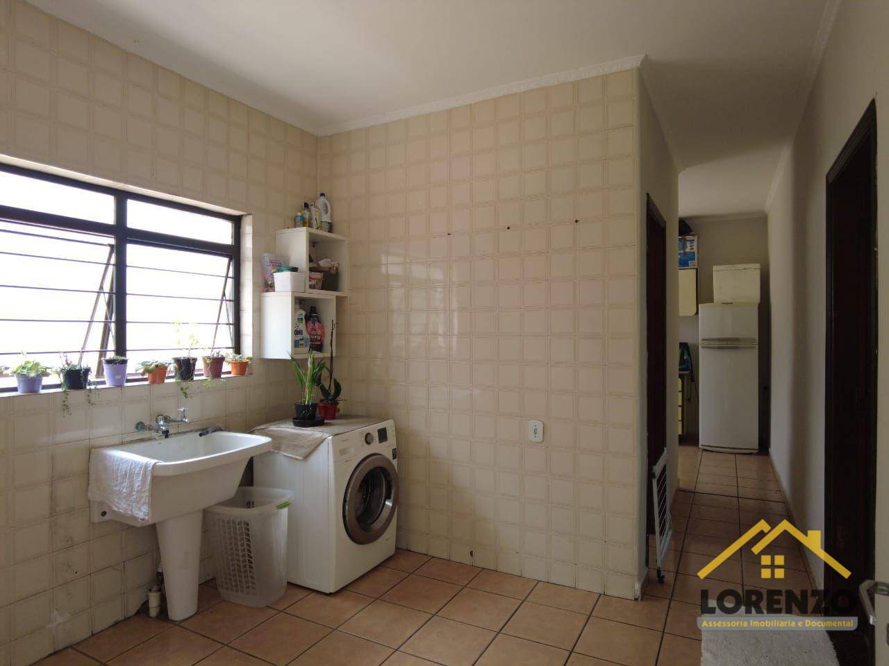 Sobrado à venda com 3 quartos, 450m² - Foto 14