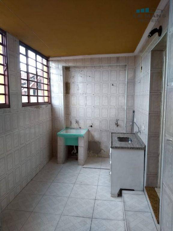 Casa à venda com 2 quartos, 150m² - Foto 18