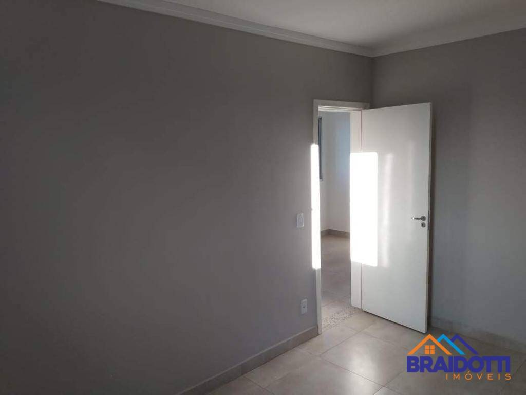 Apartamento à venda com 2 quartos, 52m² - Foto 6