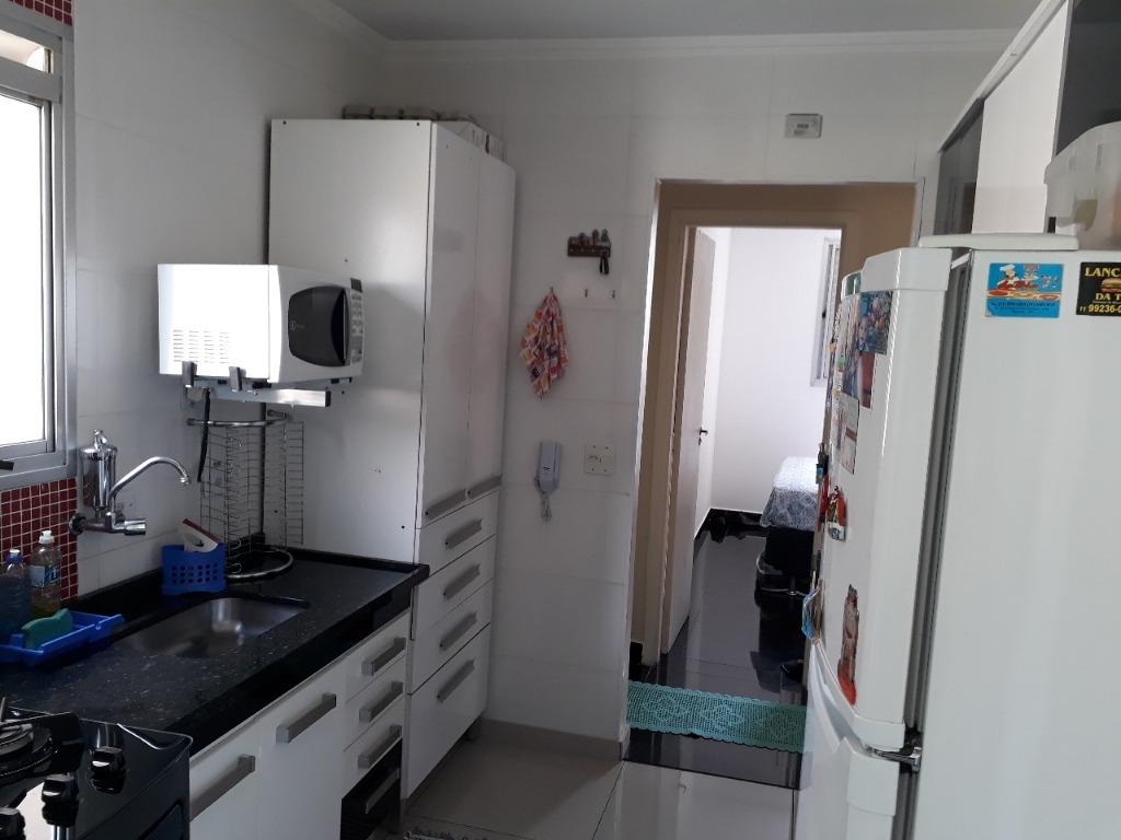 Apartamento à venda com 2 quartos, 62m² - Foto 16