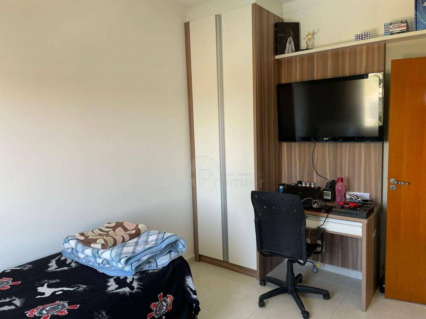 Casa de Condomínio à venda com 4 quartos, 271m² - Foto 16