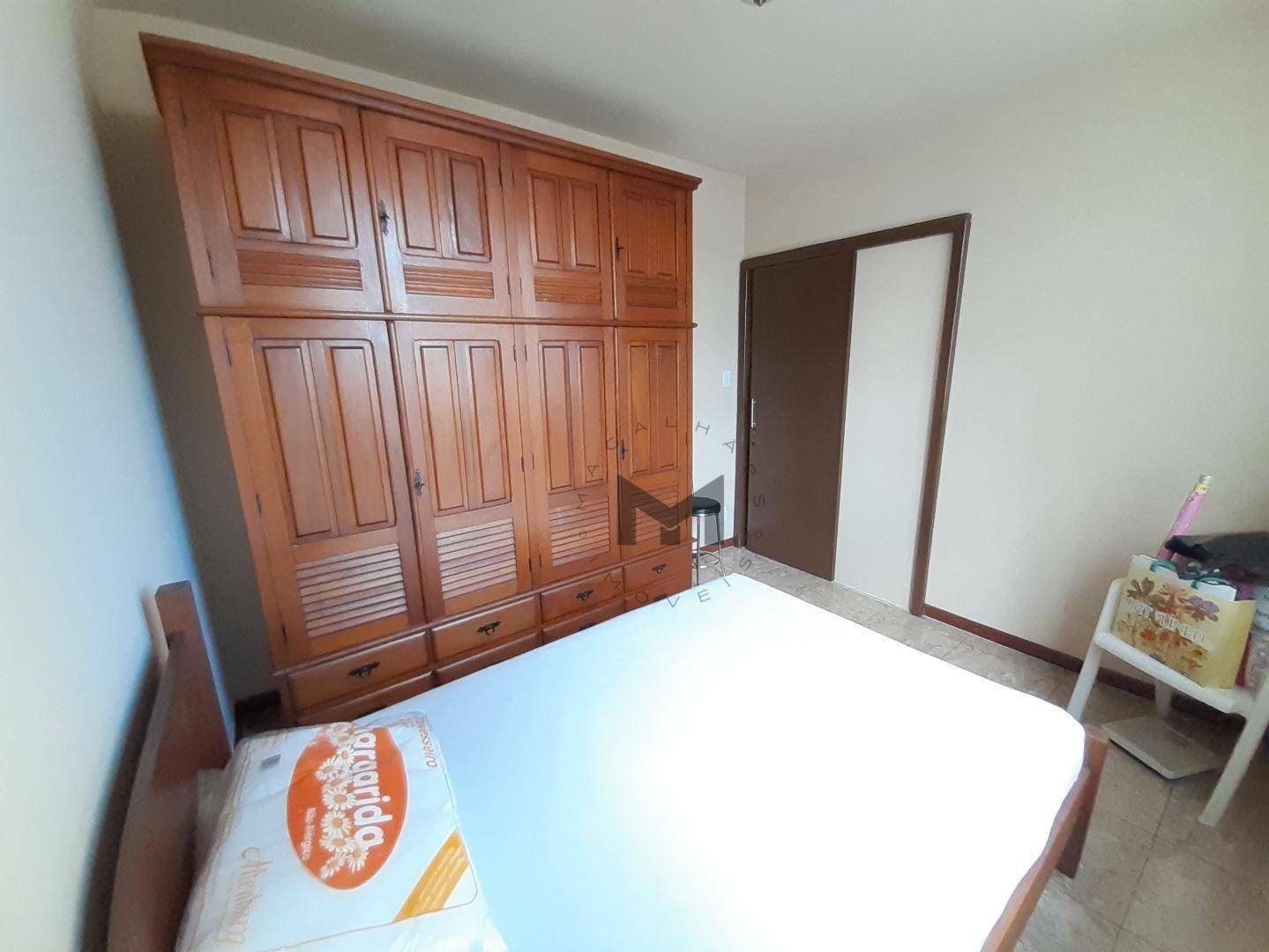 Casa à venda com 3 quartos, 300m² - Foto 22