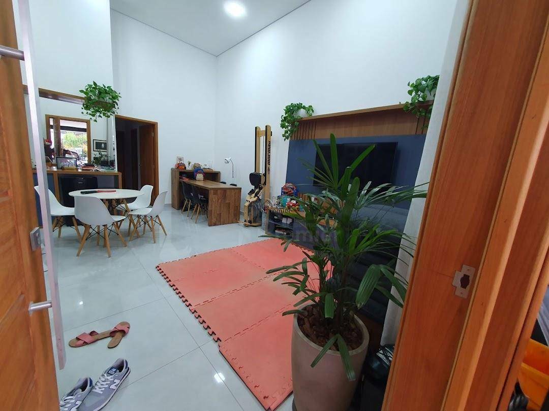 Casa de Condomínio à venda com 3 quartos, 131m² - Foto 4