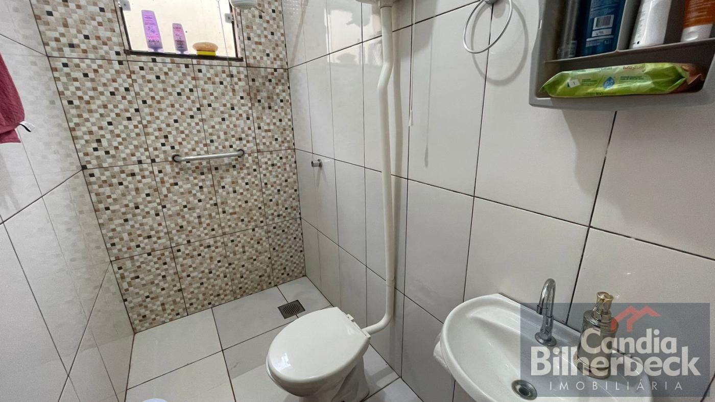 Casa à venda com 3 quartos, 200m² - Foto 10