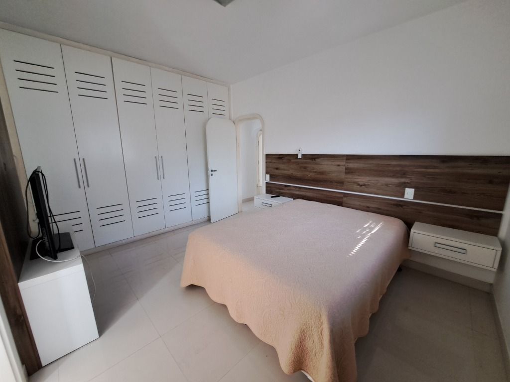 Apartamento à venda com 4 quartos, 200m² - Foto 14