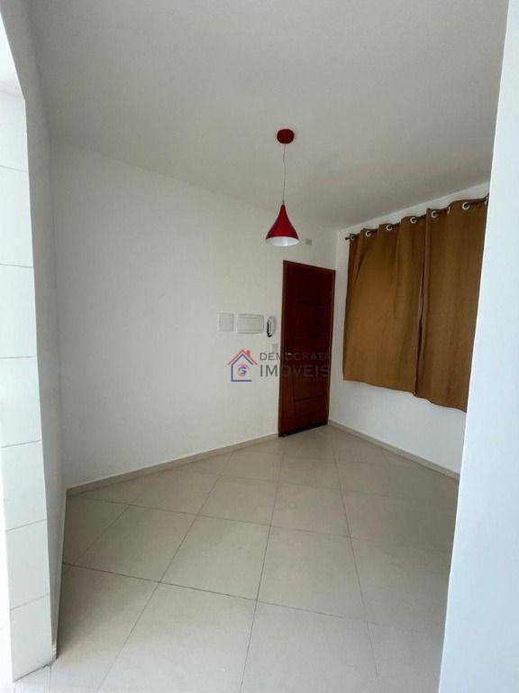 Apartamento à venda com 2 quartos, 37m² - Foto 2