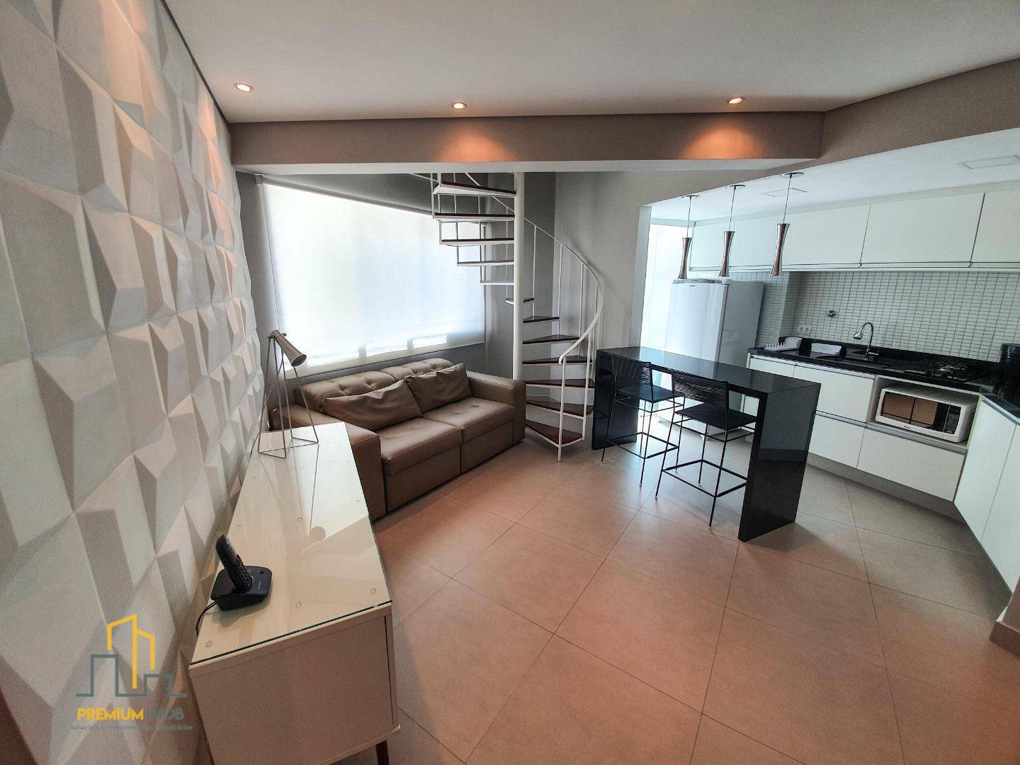 Apartamento para alugar com 1 quarto, 46m² - Foto 2