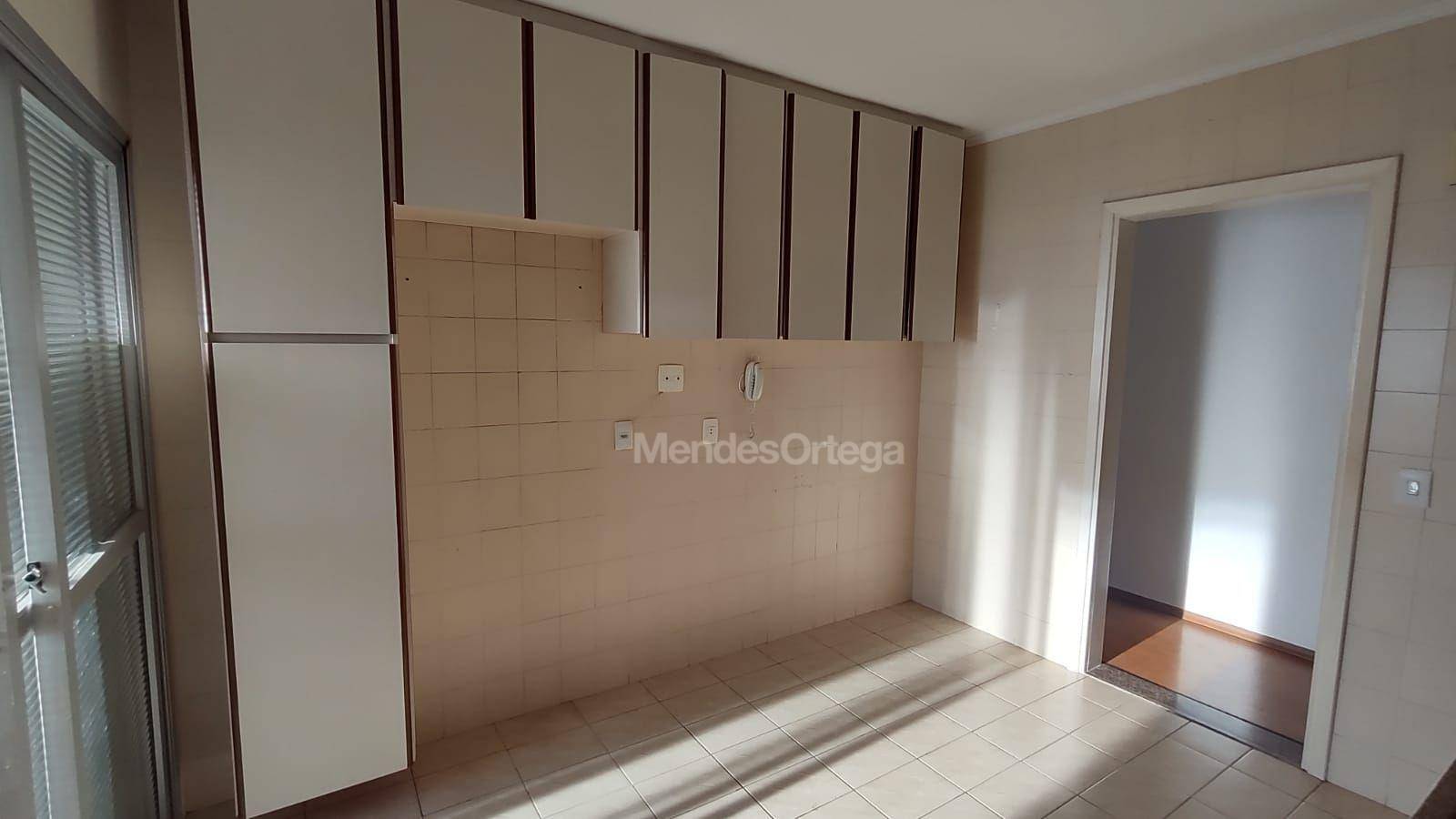 Apartamento para alugar com 3 quartos, 90m² - Foto 7