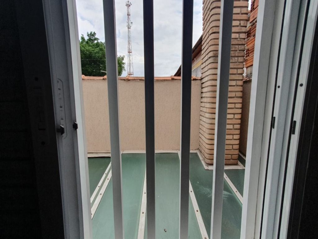 Sobrado à venda com 3 quartos, 92m² - Foto 2