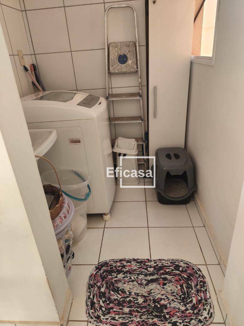 Apartamento à venda com 2 quartos, 77m² - Foto 9