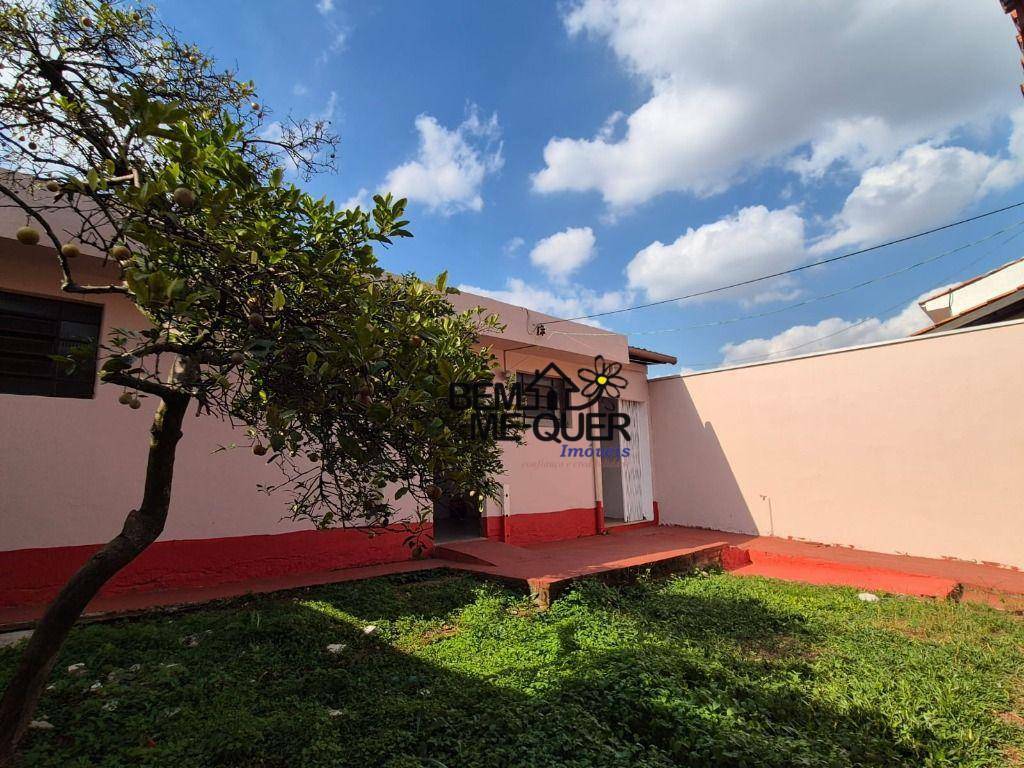 Casa à venda e aluguel com 3 quartos, 200m² - Foto 23