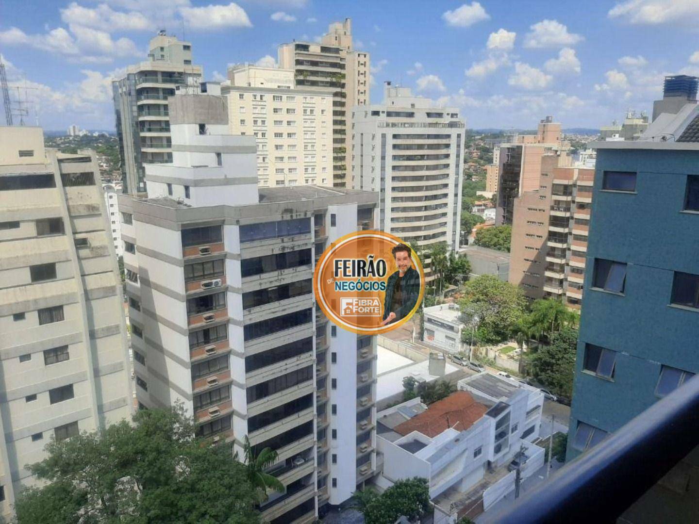 Apartamento à venda com 3 quartos, 145m² - Foto 2