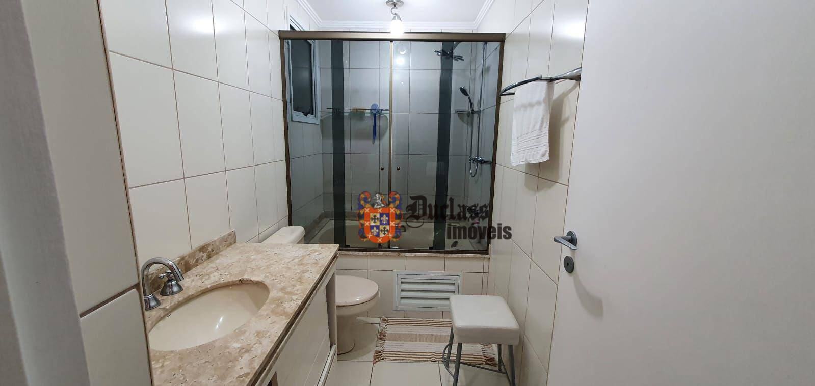 Apartamento à venda com 3 quartos, 116m² - Foto 11