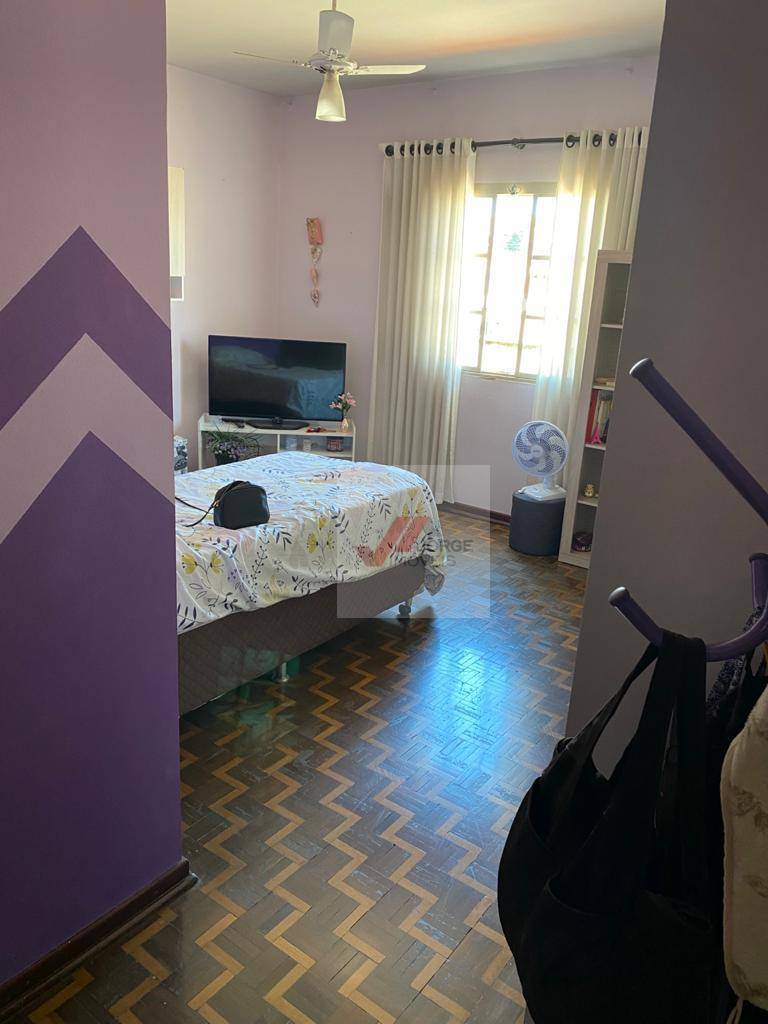 Casa à venda com 3 quartos, 322m² - Foto 6