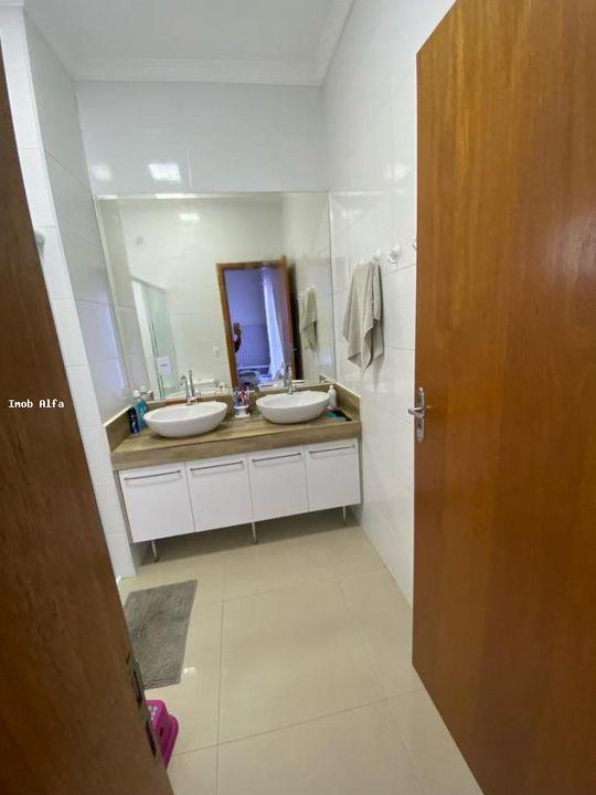 Casa à venda com 3 quartos, 200m² - Foto 26