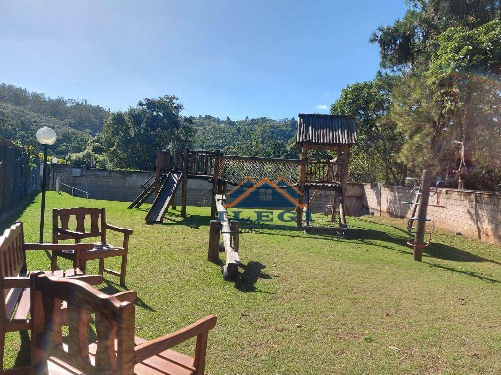 Casa de Condomínio à venda com 3 quartos, 206m² - Foto 23