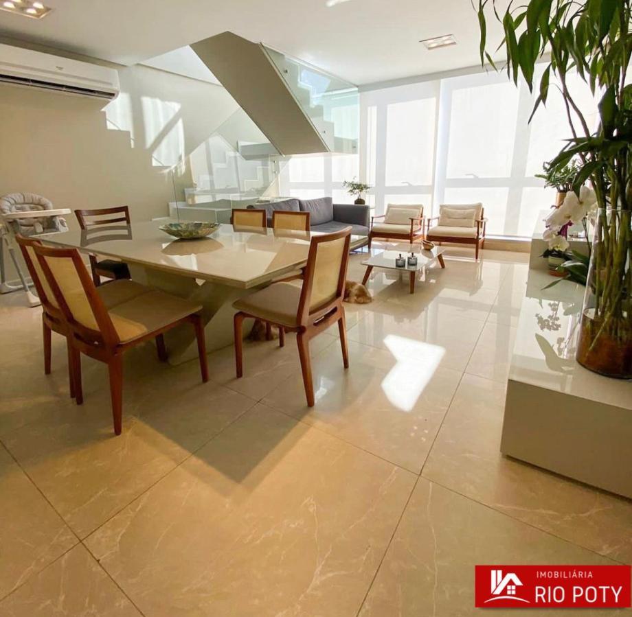 Cobertura à venda com 4 quartos, 220m² - Foto 3