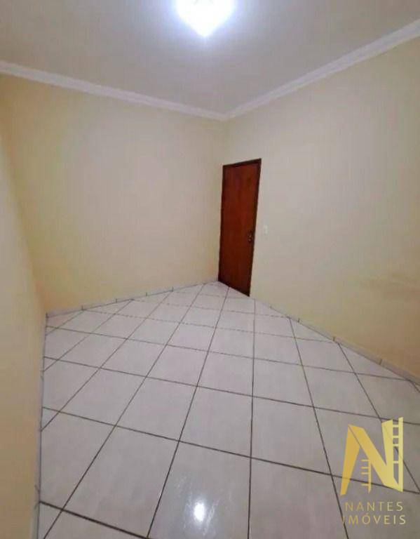 Casa à venda com 3 quartos, 175m² - Foto 12