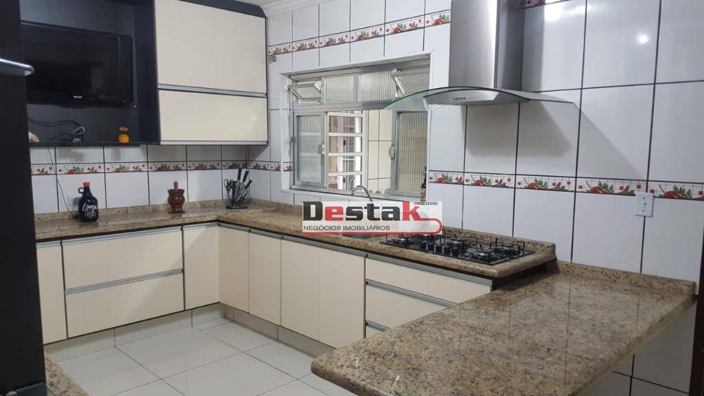 Sobrado à venda com 5 quartos, 230m² - Foto 7