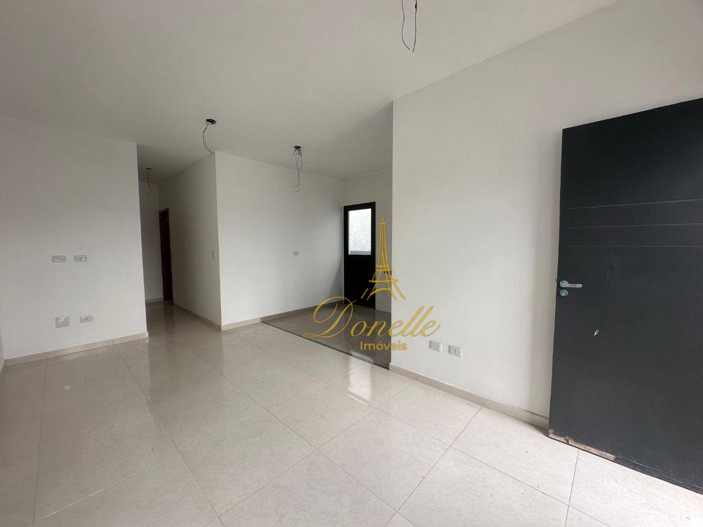 Casa à venda com 2 quartos, 68m² - Foto 10