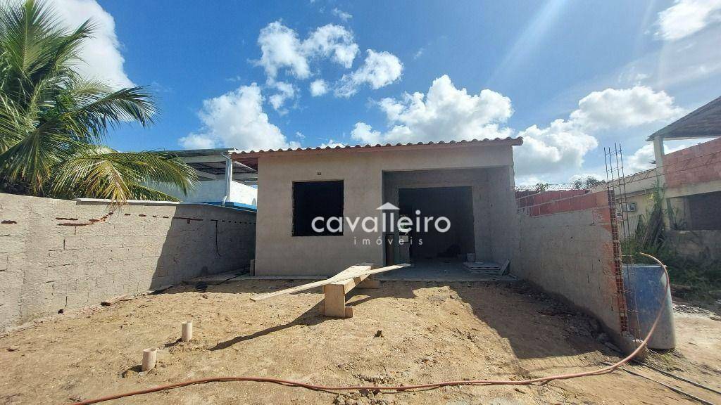 Casa à venda com 2 quartos, 65m² - Foto 1