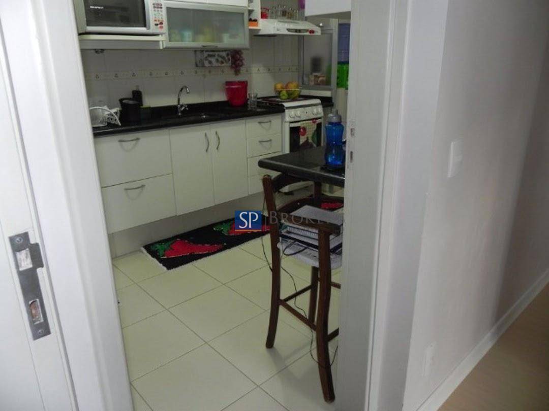 Apartamento à venda com 2 quartos, 84m² - Foto 3