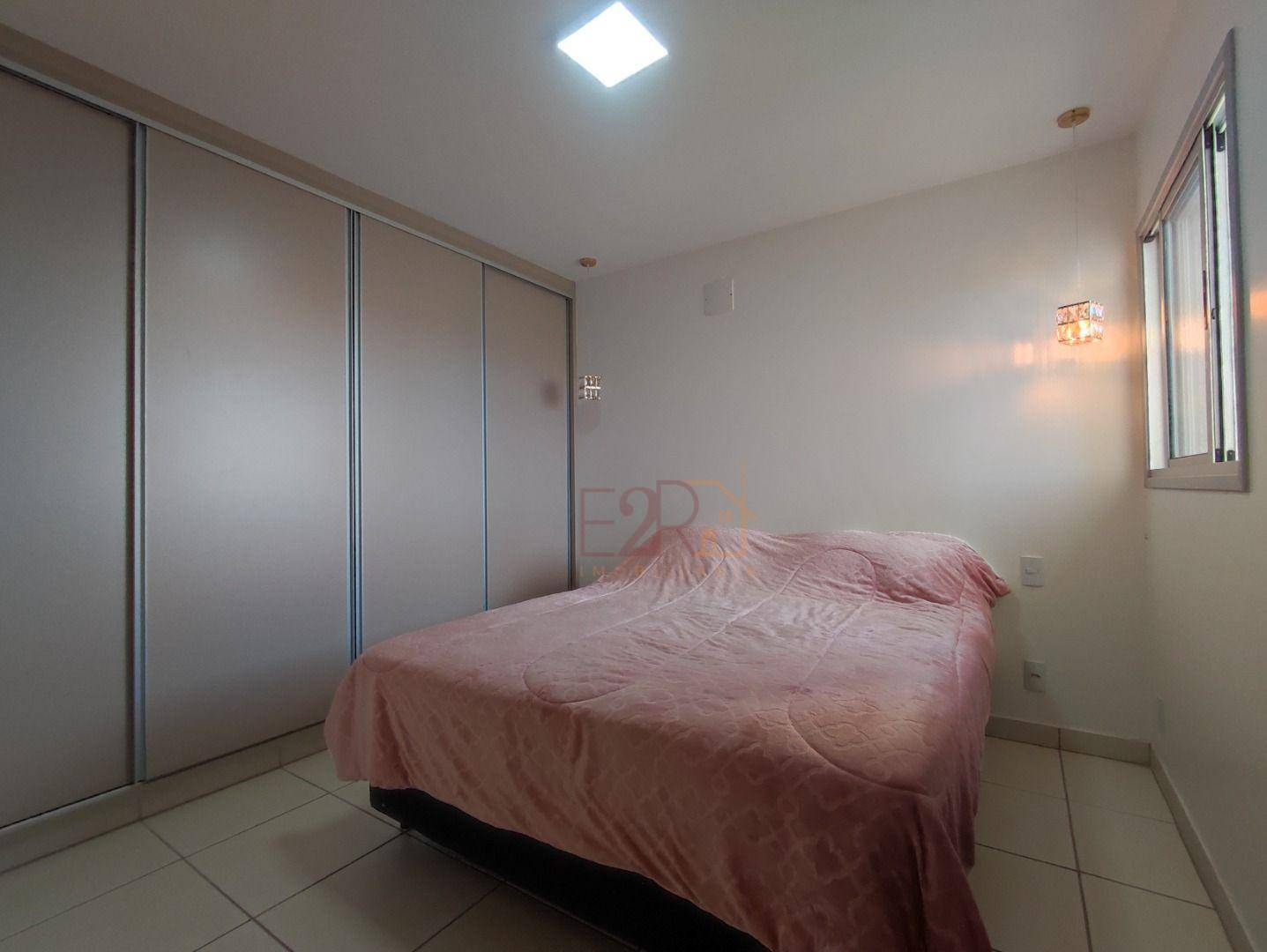 Apartamento à venda com 2 quartos, 77m² - Foto 6