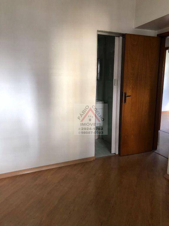 Apartamento à venda com 3 quartos, 87m² - Foto 7