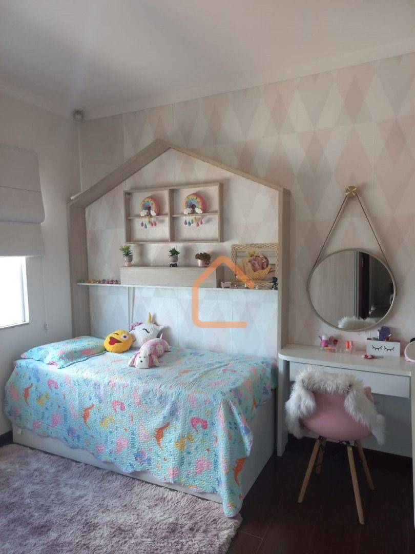 Casa, 5 quartos, 240 m² - Foto 5