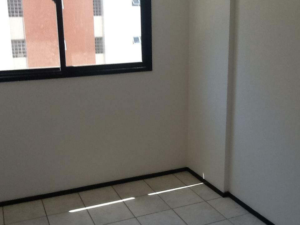 Apartamento à venda com 2 quartos, 62m² - Foto 23