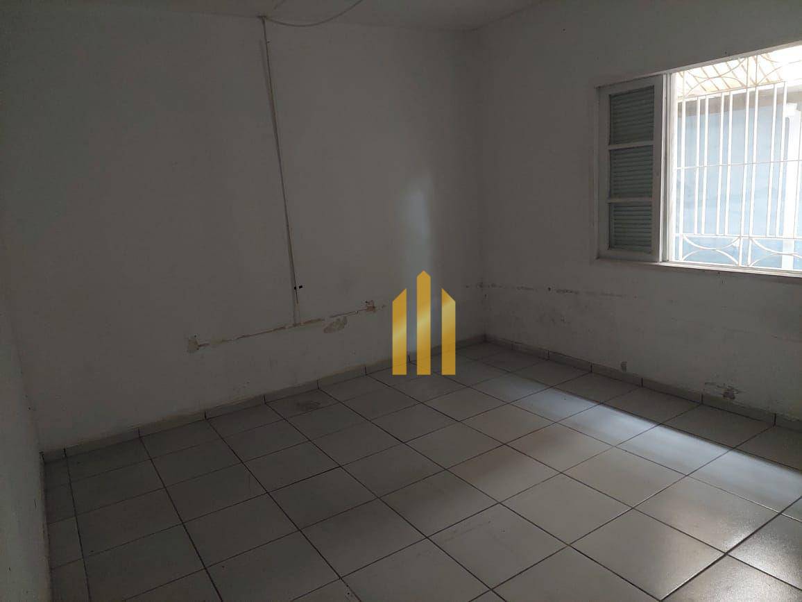 Casa à venda com 1 quarto, 320m² - Foto 11