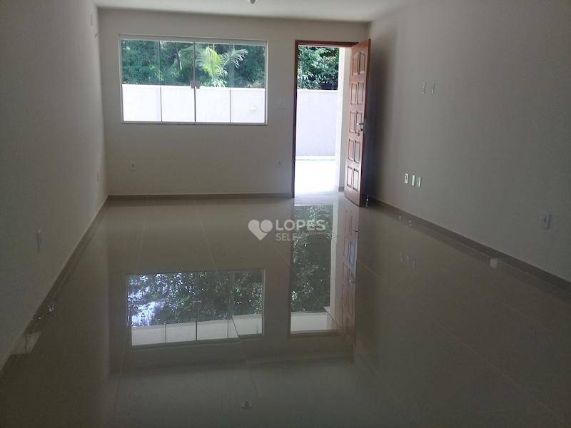 Casa de Condomínio à venda com 3 quartos, 123m² - Foto 4