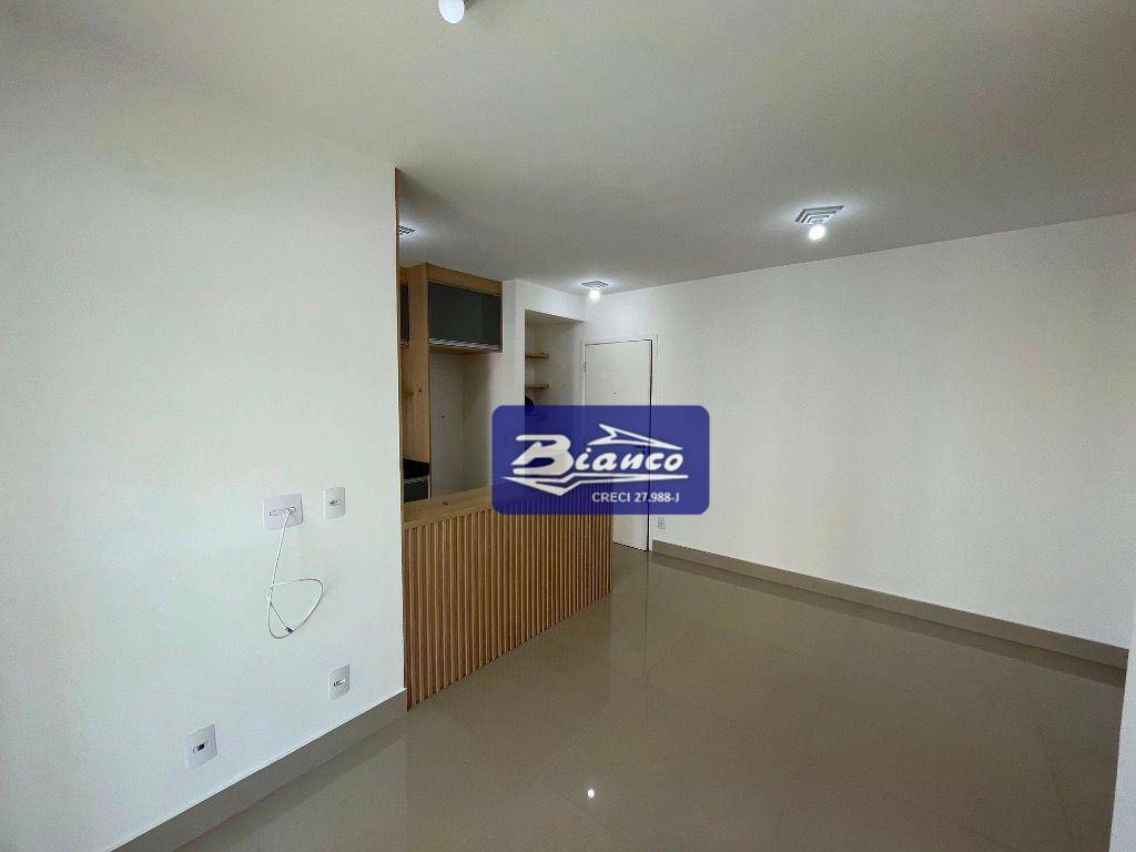 Apartamento para alugar com 2 quartos, 56m² - Foto 7