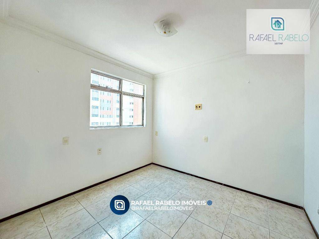 Apartamento à venda com 4 quartos, 234m² - Foto 13