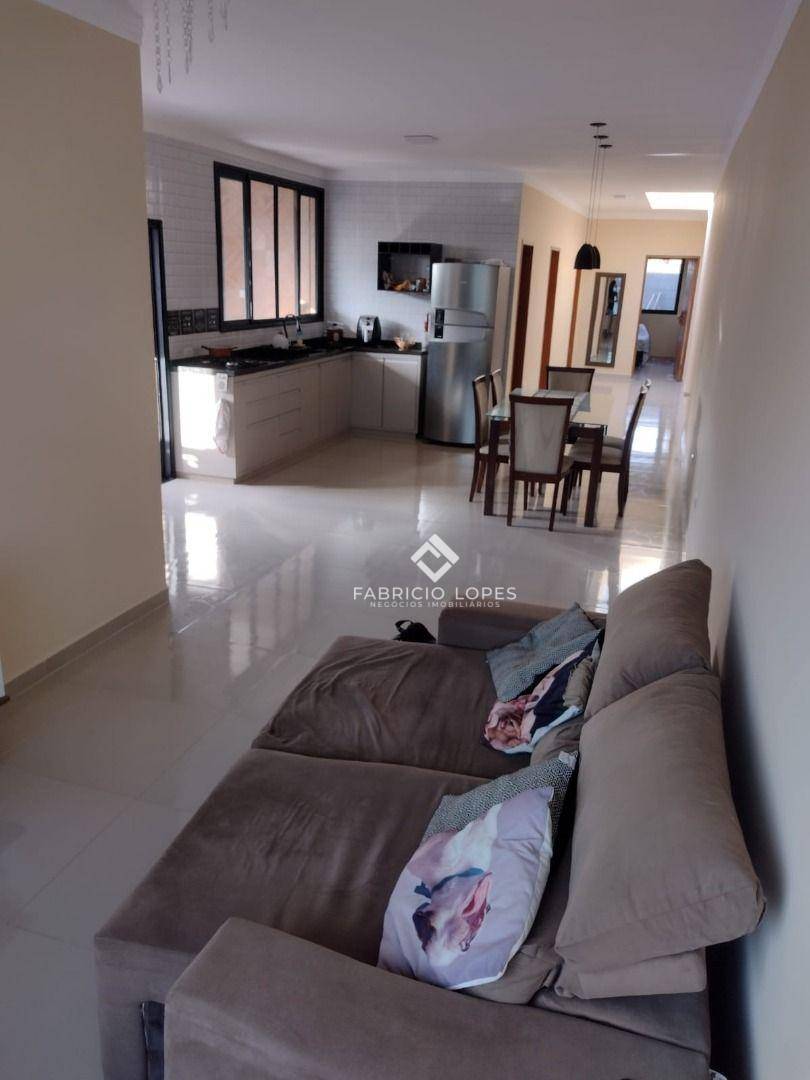 Casa à venda com 3 quartos, 133m² - Foto 4