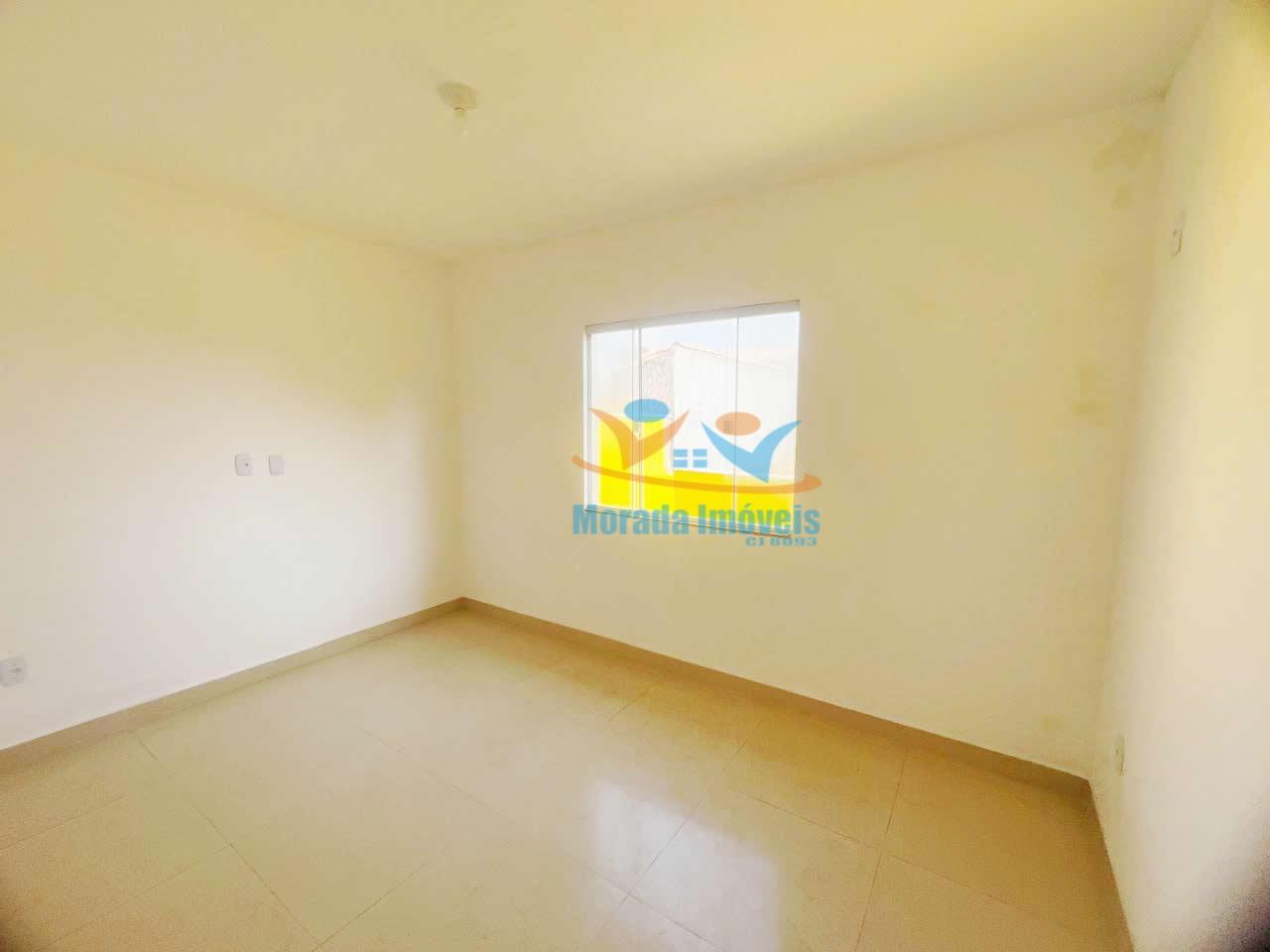 Casa à venda com 2 quartos, 75m² - Foto 11