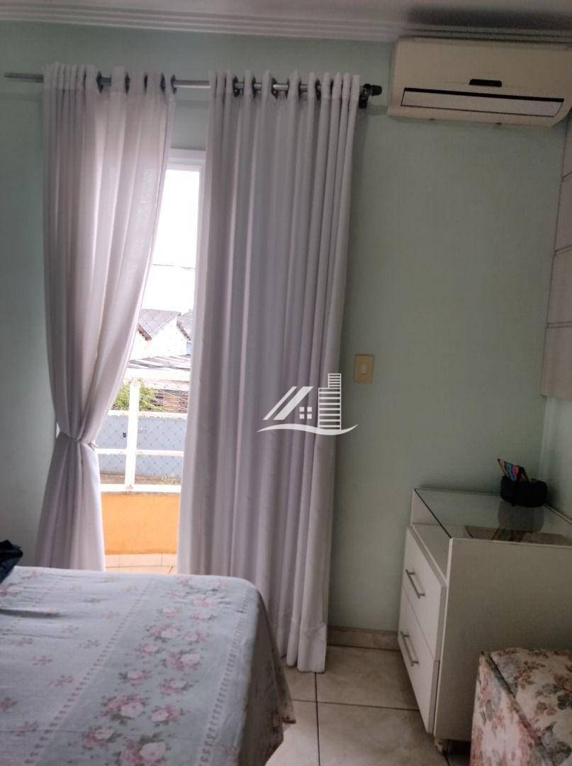 Apartamento à venda com 2 quartos, 70m² - Foto 19