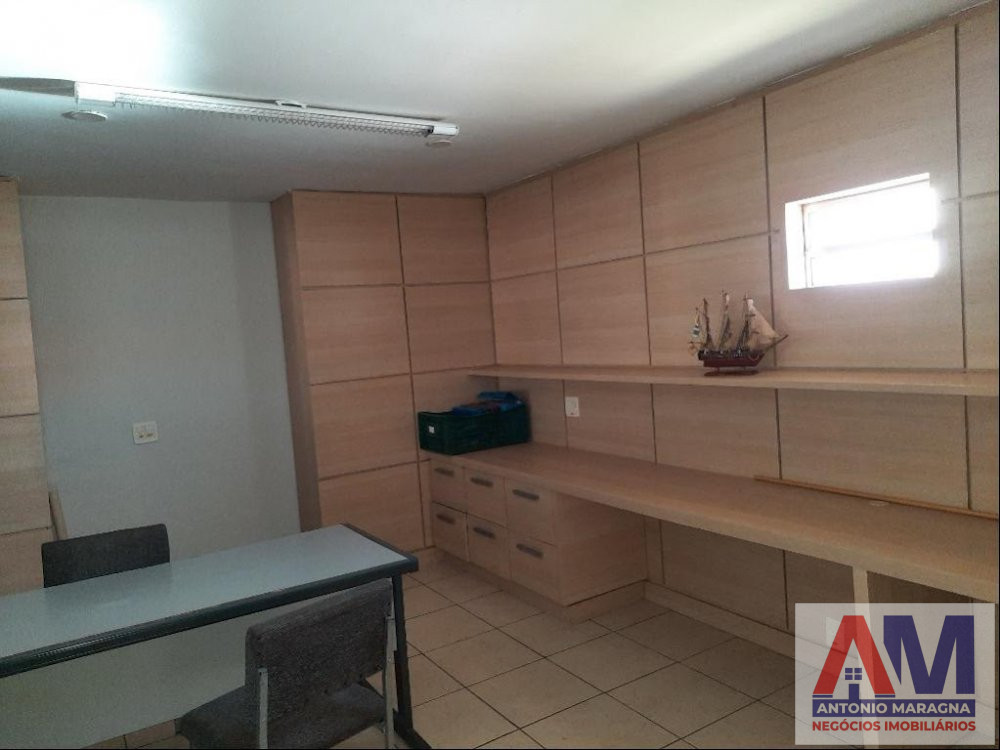 Depósito-Galpão-Armazém à venda, 235m² - Foto 4