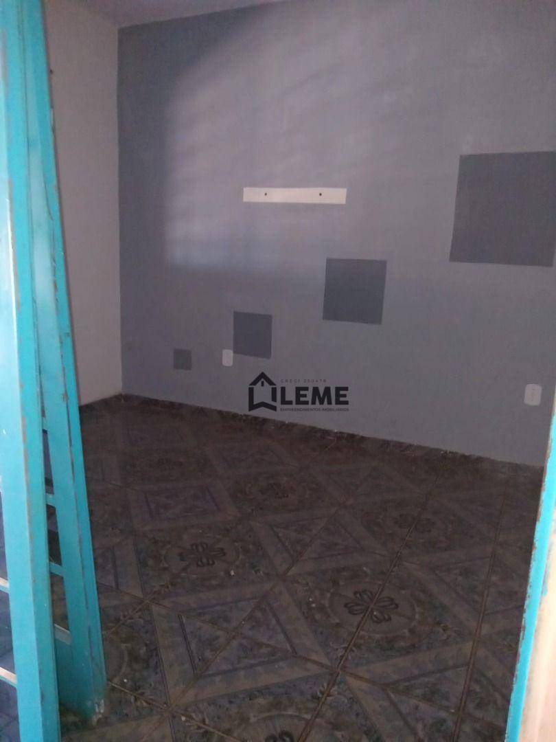 Casa à venda com 3 quartos, 120m² - Foto 12