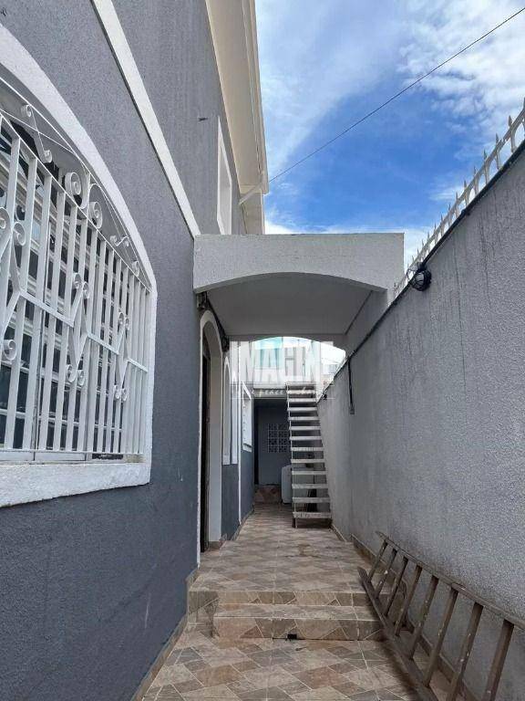 Sobrado à venda com 3 quartos, 150m² - Foto 9