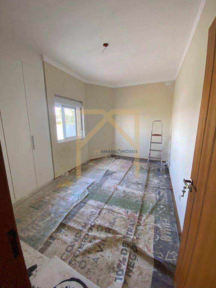 Casa à venda com 3 quartos, 115m² - Foto 4