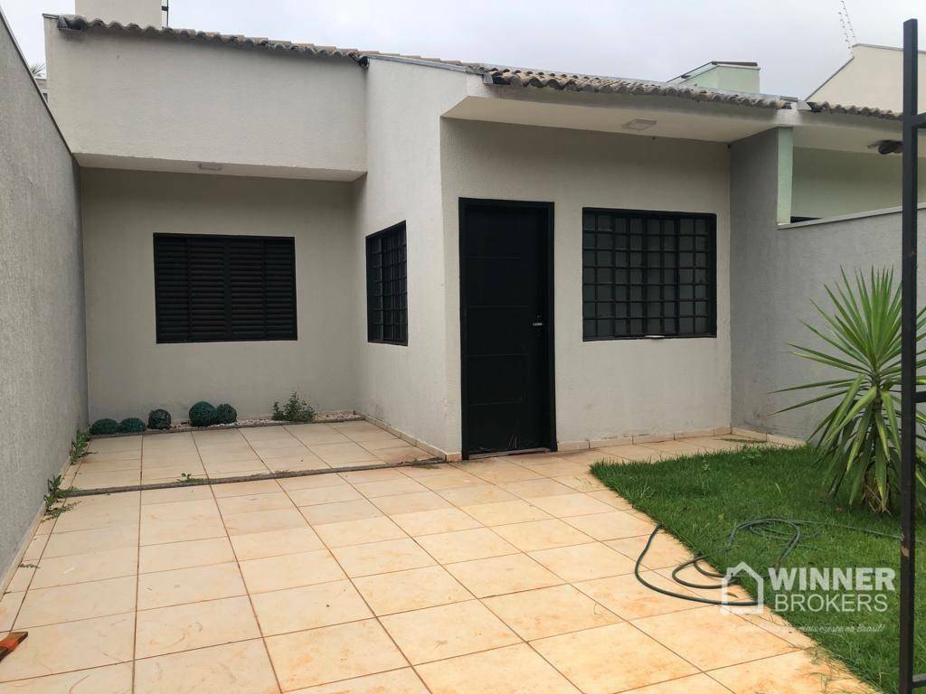 Casa à venda com 2 quartos, 55m² - Foto 1