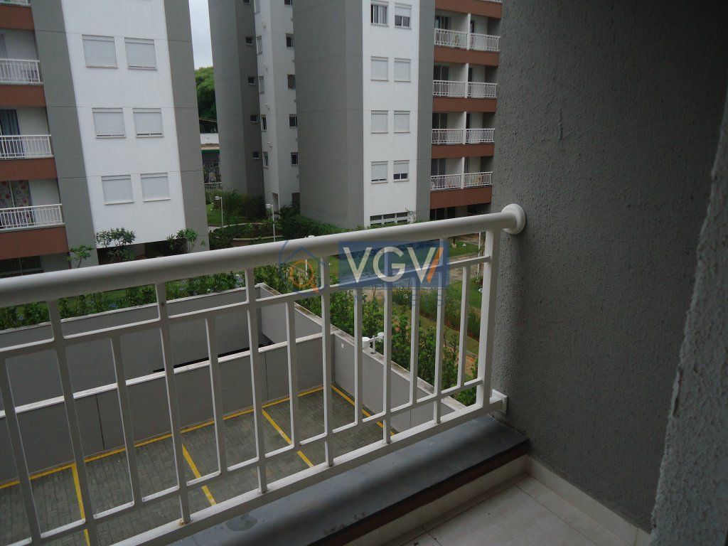 Apartamento à venda com 3 quartos, 70m² - Foto 1