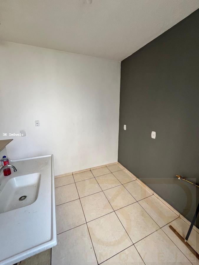 Apartamento à venda com 2 quartos, 42m² - Foto 12