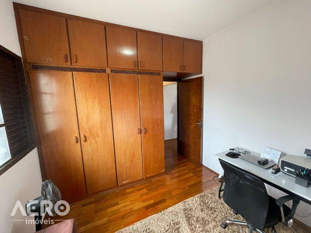 Casa de Condomínio à venda com 3 quartos, 341m² - Foto 48